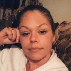 Hi I'm Karri! All offers welcome 💕😃